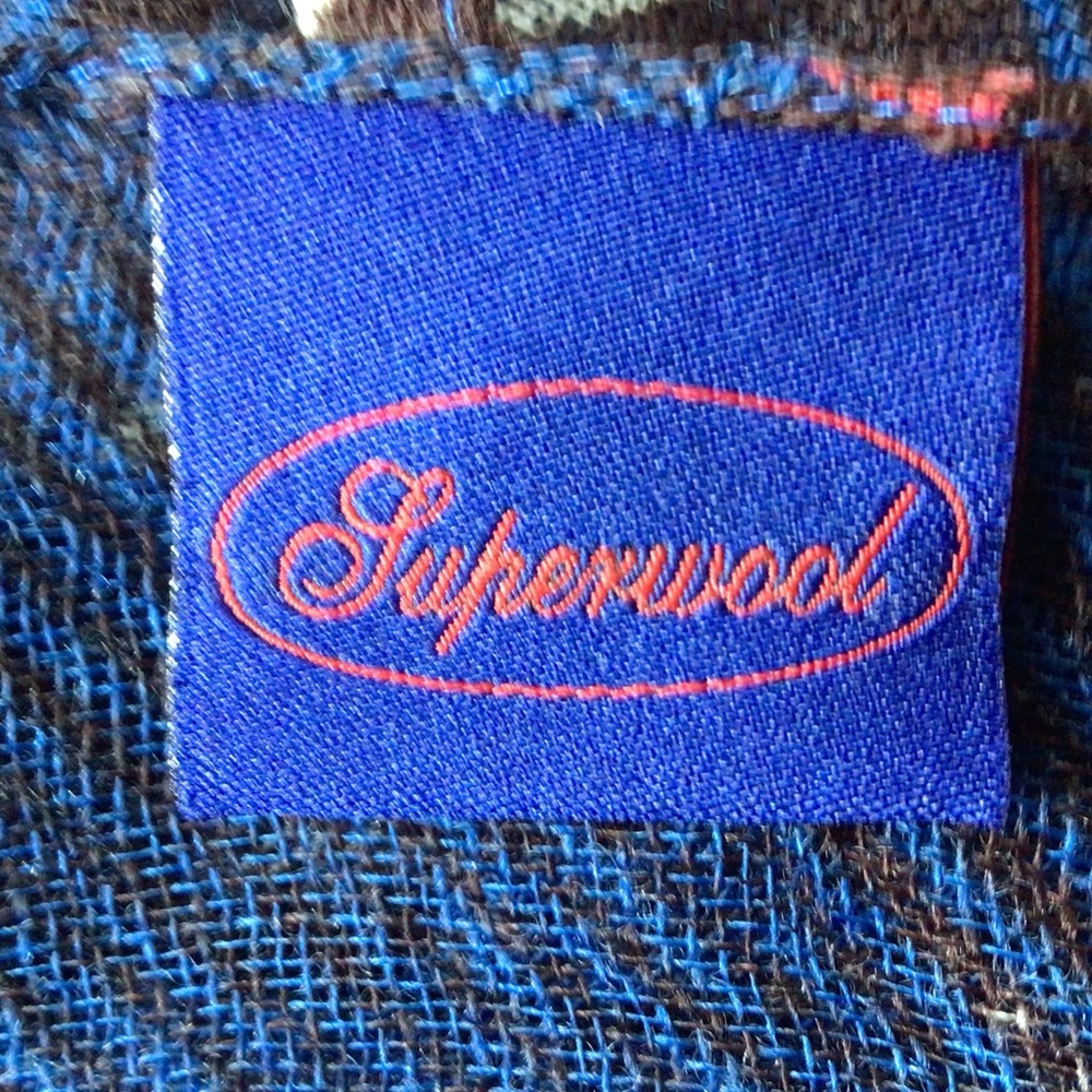 Superwool scarf, made in Italy 72”x31” - Picture 4 of 5